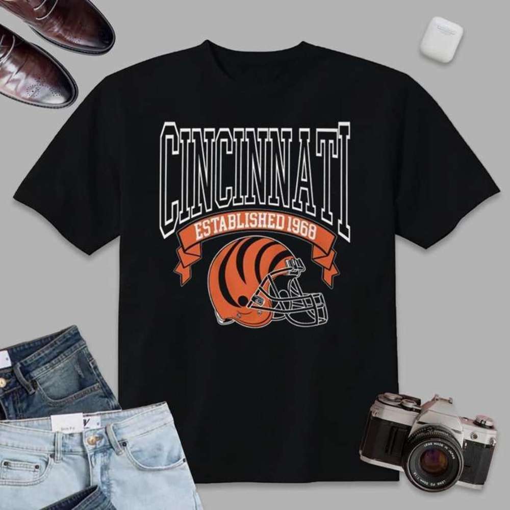 Cincinnati Bengals Vintage Football Fan Graphic Unisex T-Shirt